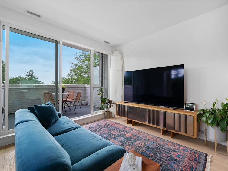 201-650 E 2nd Street, North Vancouver, BC, V7M 1E3 - 5