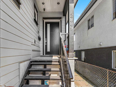 2889 Mcgill Street - 3