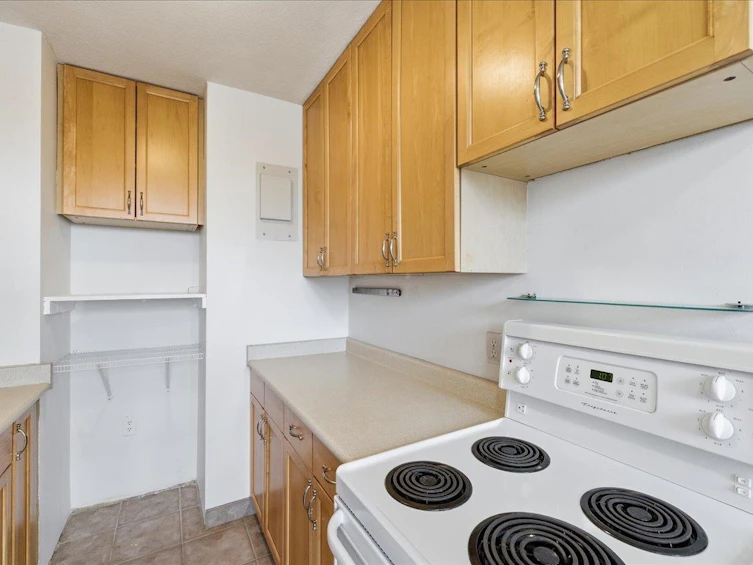 1608-1251 Cardero Street, Vancouver, BC, V6G 2H9 - 15