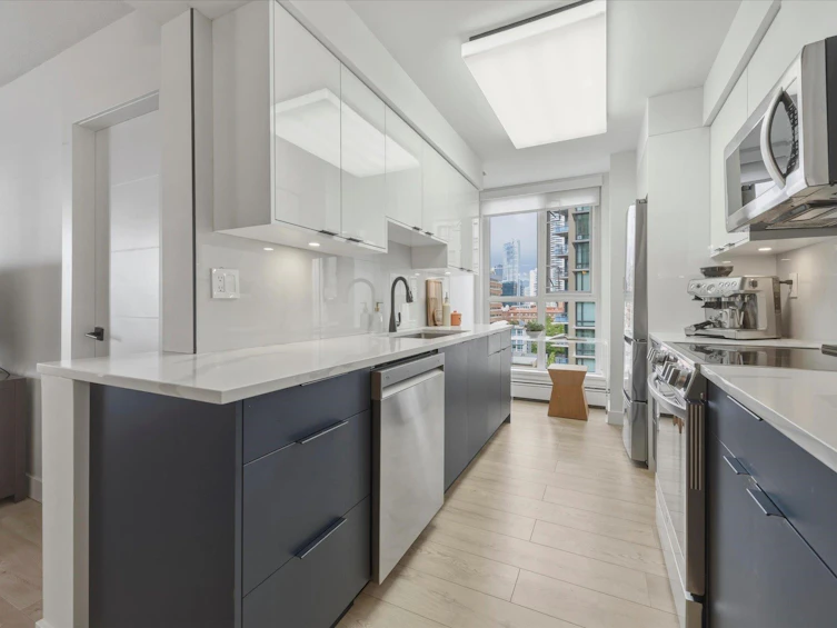 1203-1010 Burnaby Street, Vancouver, BC, V6E 4L8 - 9