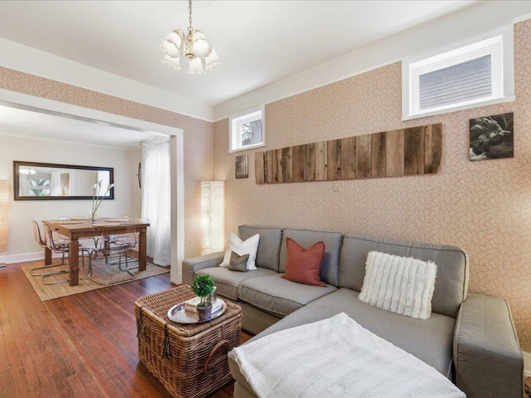 2232 W 14th Avenue, Vancouver, BC, V6K 2W1 - 5