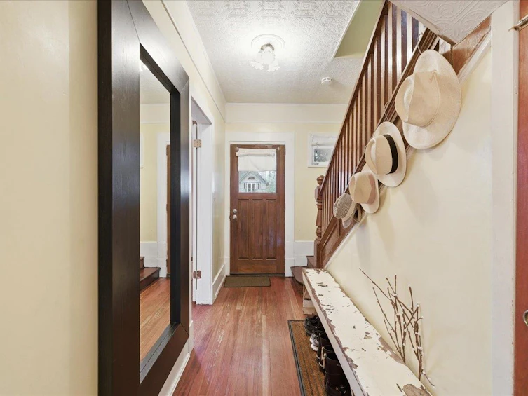 2232 W 14th Avenue, Vancouver, BC, V6K 2W1 - 3