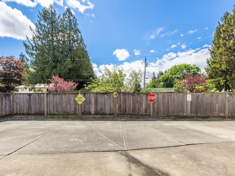 20554 43a Avenue, Langley, BC, V3A 3C8 - 34