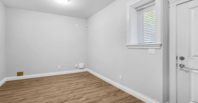 2765 E 54th Avenue, Vancouver, BC, V5S 1Y1 - 5
