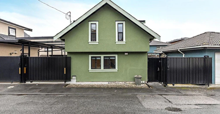 1477 E 61st Avenue, Vancouver, BC, V5P 2J5 - 3
