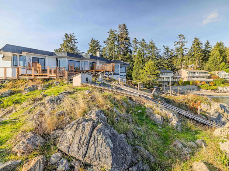 5482 Hill Road, Halfmoon Bay, BC, V7Z 0N2 - 4