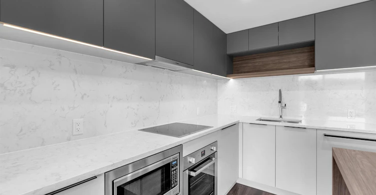 3207-567 Emerson St, Coquitlam, BC, V3J 0M8 - 7