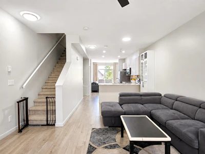 35-14555 68 Avenue - 5