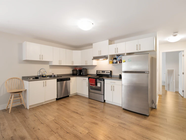 481 W Windsor Road, North Vancouver, BC, V7N 2N5 - 35