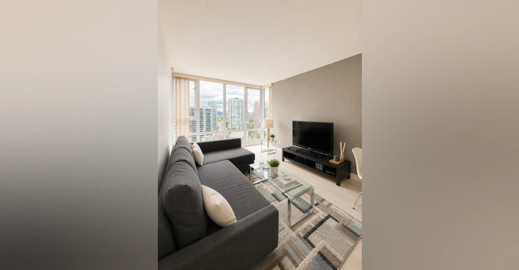 1802-1033 Marinaside, Vancouver, BC, V6Z 3A3
