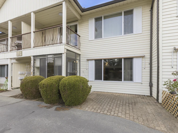 108-2853 W Bourquin Crescent, Abbotsford, BC, V2S 6H6