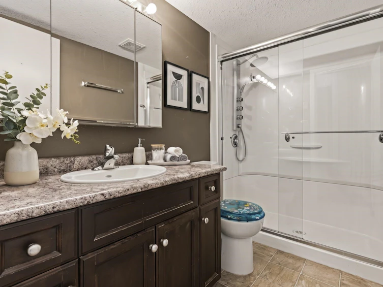 108-2853 W Bourquin Crescent, Abbotsford, BC, V2S 6H6 - 18