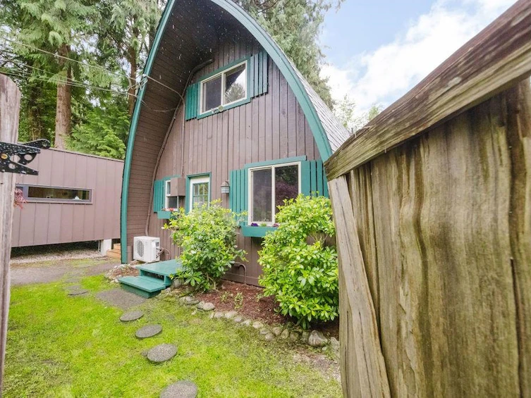 2829 Lower Road, Roberts Creek, BC, V0N 2W4 - 33