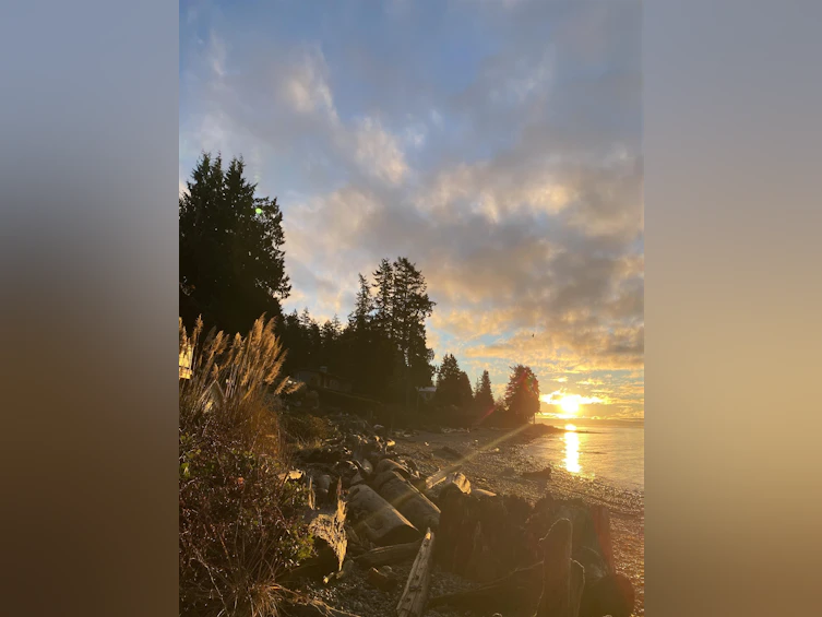 2829 Lower Road, Roberts Creek, BC, V0N 2W4 - 38