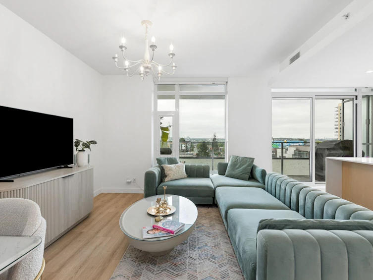 611-1500 Fern Street, North Vancouver, BC, V7J 0E6 - 7