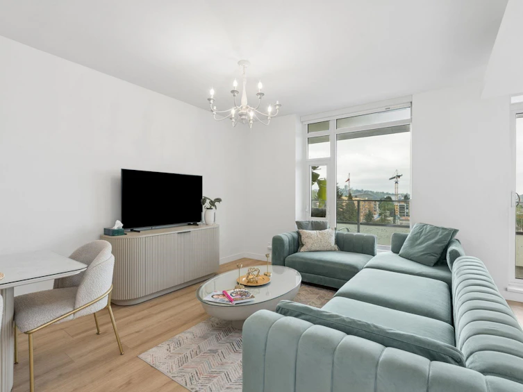 611-1500 Fern Street, North Vancouver, BC, V7J 0E6 - 6