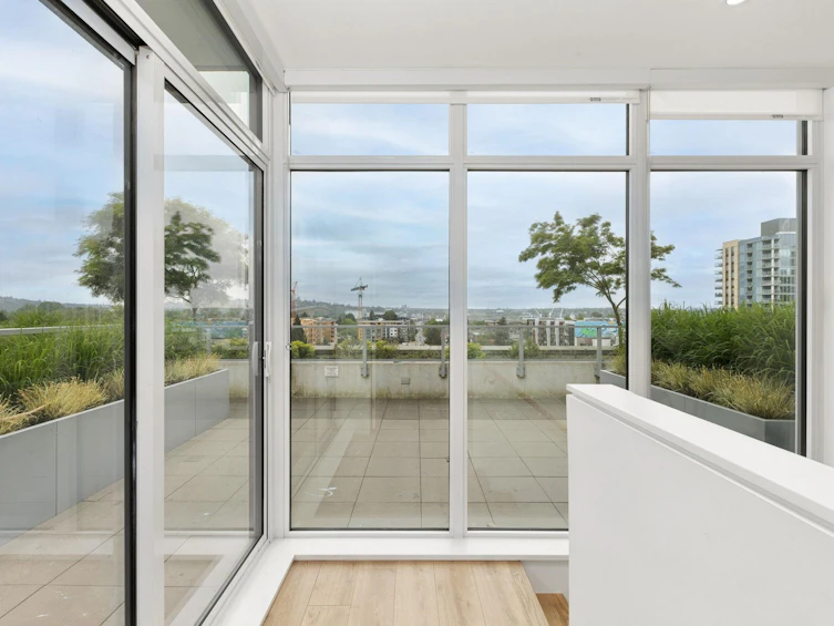 611-1500 Fern Street, North Vancouver, BC, V7J 0E6 - 26
