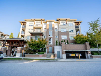 309-6828 Eckersley Road - 2