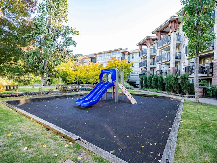309-6828 Eckersley Road, Richmond, BC, V6Y 0E8 - 32