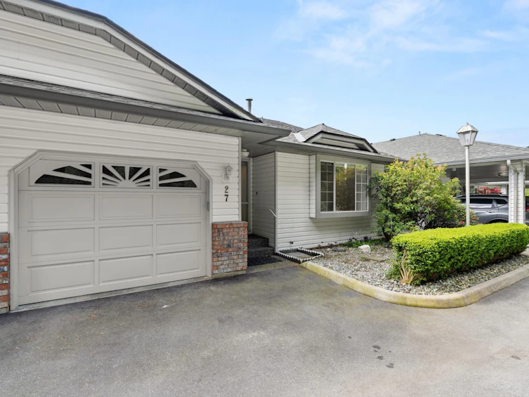 27-3351 Horn Street, Abbotsford, BC, V2S 7J9 - 2