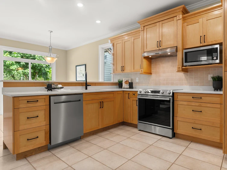 14781 59a Avenue, Surrey, BC, V3S 0R6 - 10