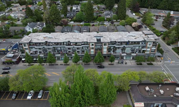 205-1330 Marine Drive
