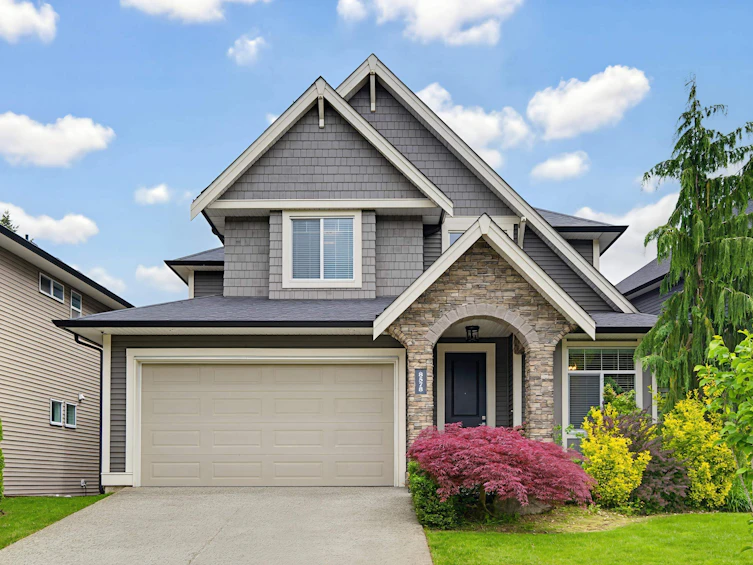 8578 205b Street, Langley, BC, V2Y 0P6