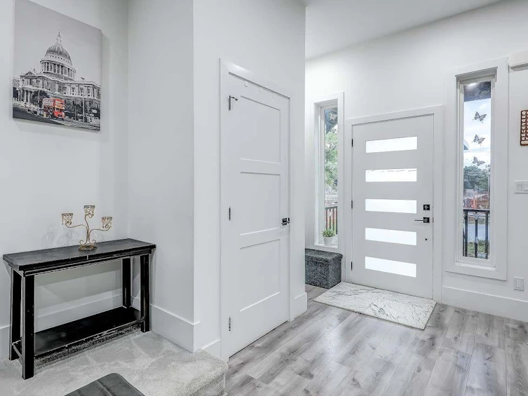 19240 Aloha Drive, Surrey, BC, V4N 6T9 - 9