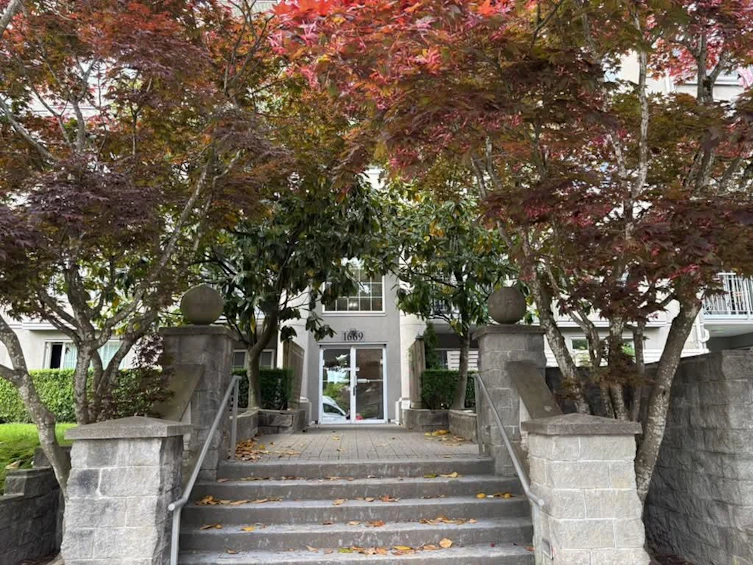 105-1669 Grant Avenue, Port Coquitlam, BC, V3B 7W9 - 2