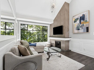 303-1702 Chesterfield Avenue - 4