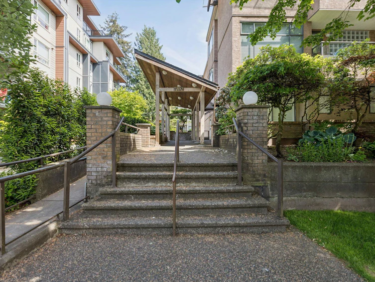 303-1702 Chesterfield Avenue, North Vancouver, BC, V7M 2P1 - 37