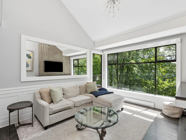 303-1702 Chesterfield Avenue, North Vancouver, BC, V7M 2P1 - 6