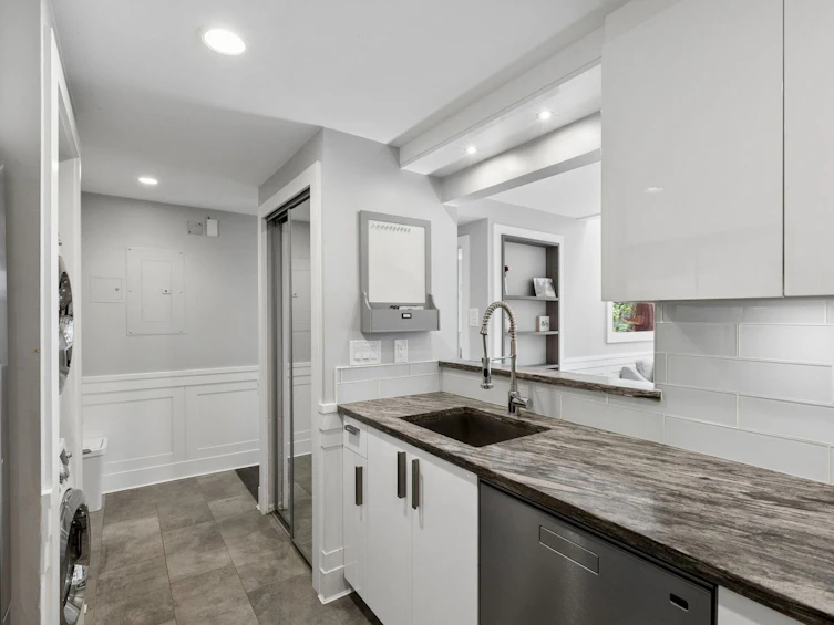 303-1702 Chesterfield Avenue, North Vancouver, BC, V7M 2P1 - 15