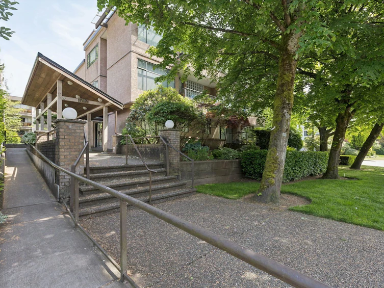 303-1702 Chesterfield Avenue, North Vancouver, BC, V7M 2P1 - 38