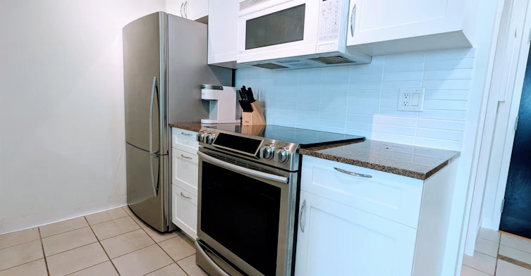 1712-938 Smithe Street, Vancouver, BC, V6Z 3H8 - 8
