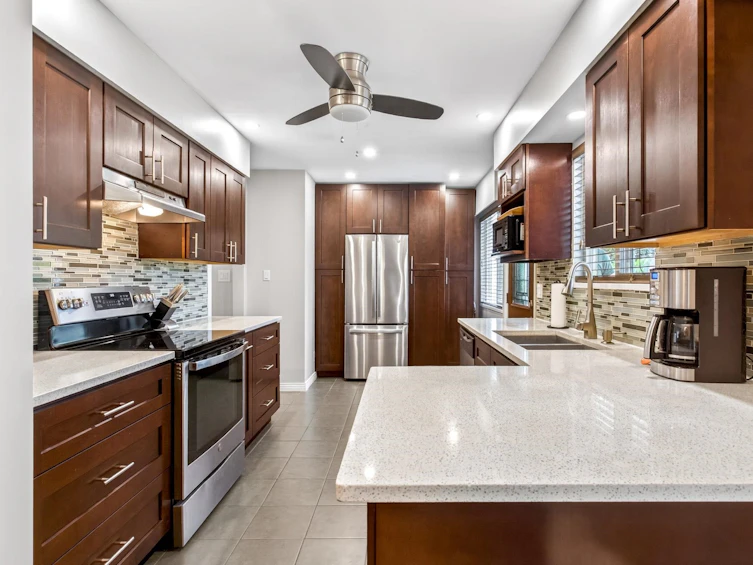 5240 Sprott Street, Burnaby, BC, V5G 1T5 - 8