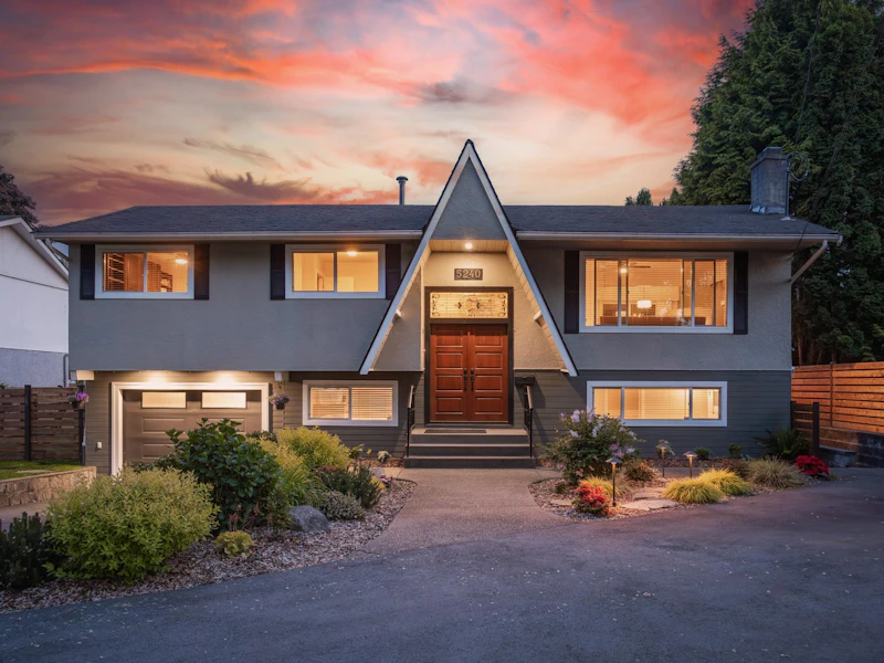 5240 Sprott Street, Burnaby BC V5G 1T5