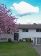 11064 Swan Crescent