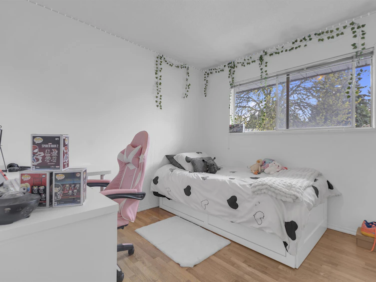 11064 Swan Crescent, Surrey, BC, V3R 5B6 - 15