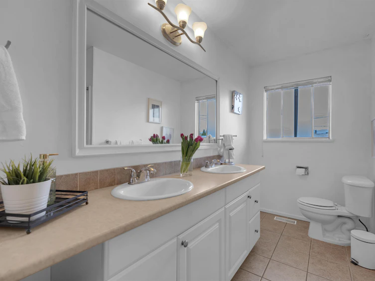 11064 Swan Crescent, Surrey, BC, V3R 5B6 - 14