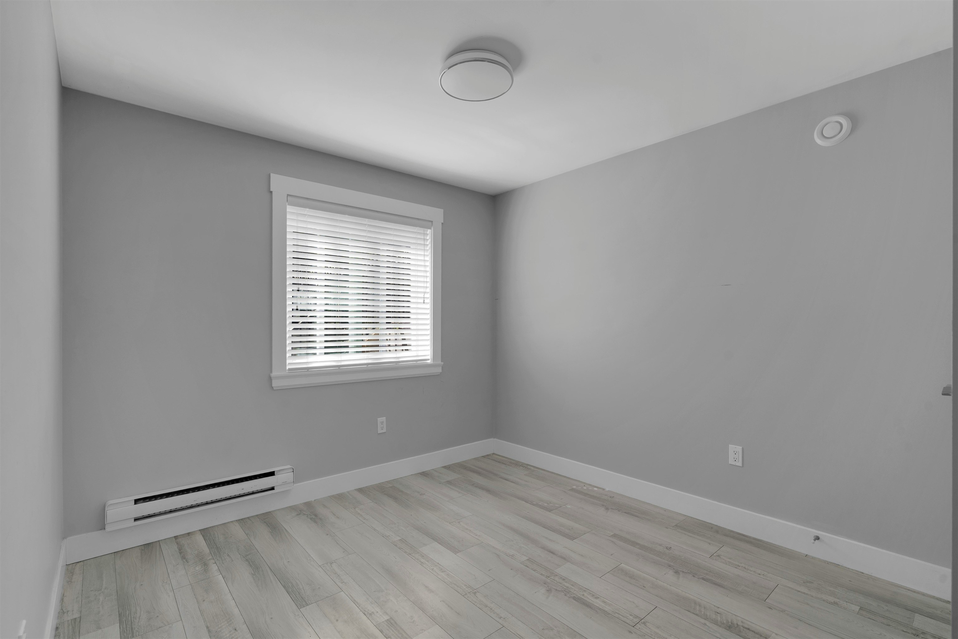 2725 Lefeuvre Road, Abbotsford, BC, V4X 1H5 - 24
