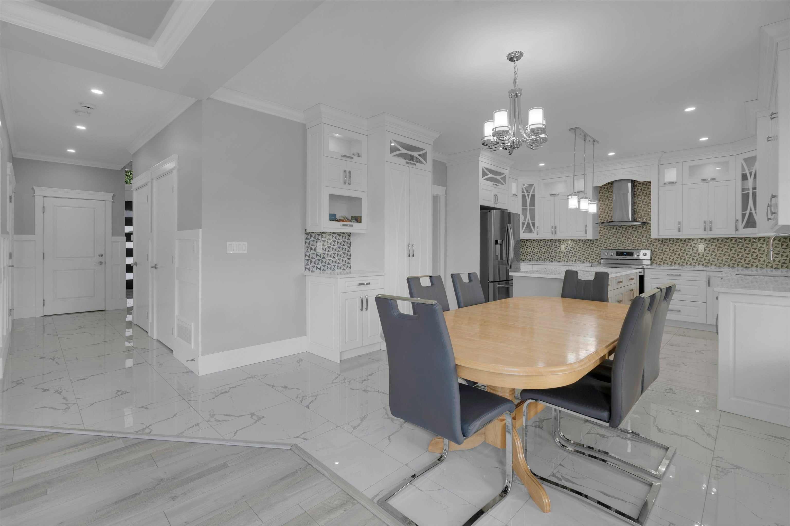 2725 Lefeuvre Road, Abbotsford, BC, V4X 1H5 - 9