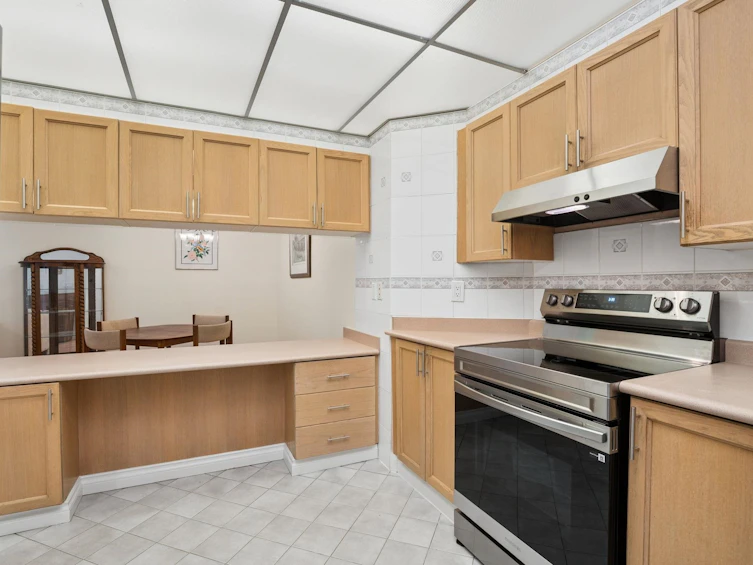 225-1150 Quayside Drive, New Westminster, BC, V3M 6E1 - 14