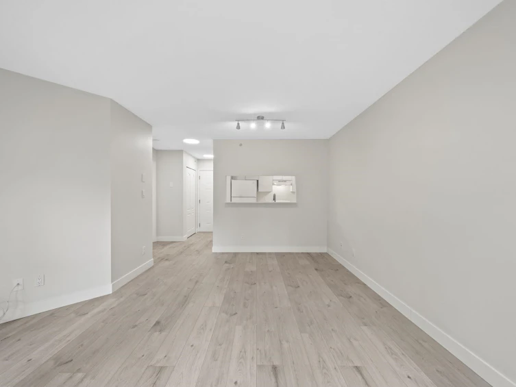 311-3489 Ascot Place, Vancouver, BC, V5R 6B6 - 9