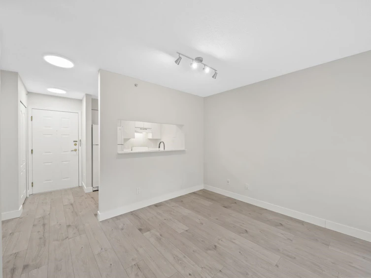 311-3489 Ascot Place, Vancouver, BC, V5R 6B6 - 10
