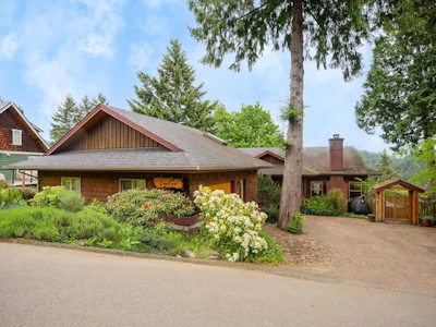 960 Harbour View Place - 4