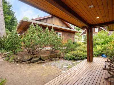 960 Harbour View Place - 5