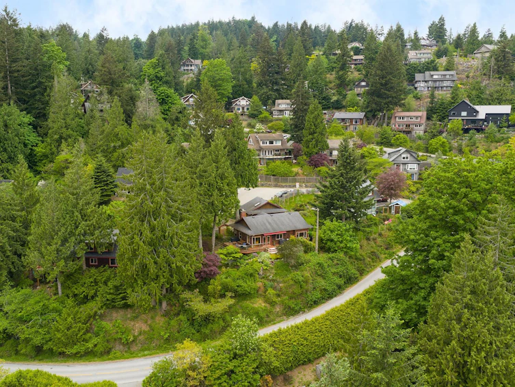 960 Harbour View Place, Bowen Island, BC, V0N 1G2 - 36