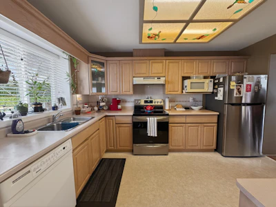 70-34250 Hazelwood Avenue - 2
