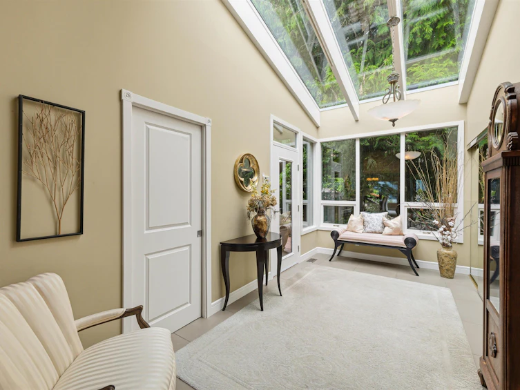 1584 Look Out Point, North Vancouver, BC, V7G 1X9 - 3